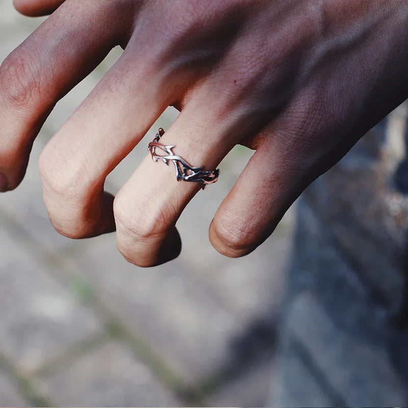 Anillo Ramas Naturales – Minimalismo con Estilo Natural Branch Ring – Minimalist Style”