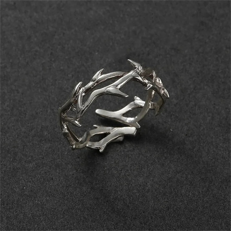 Anillo Ramas Naturales – Minimalismo con Estilo Natural Branch Ring – Minimalist Style”